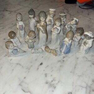 Rare Lladro Nativity Scene Figurines Set of 15 Angels Babies Animals Porcelain